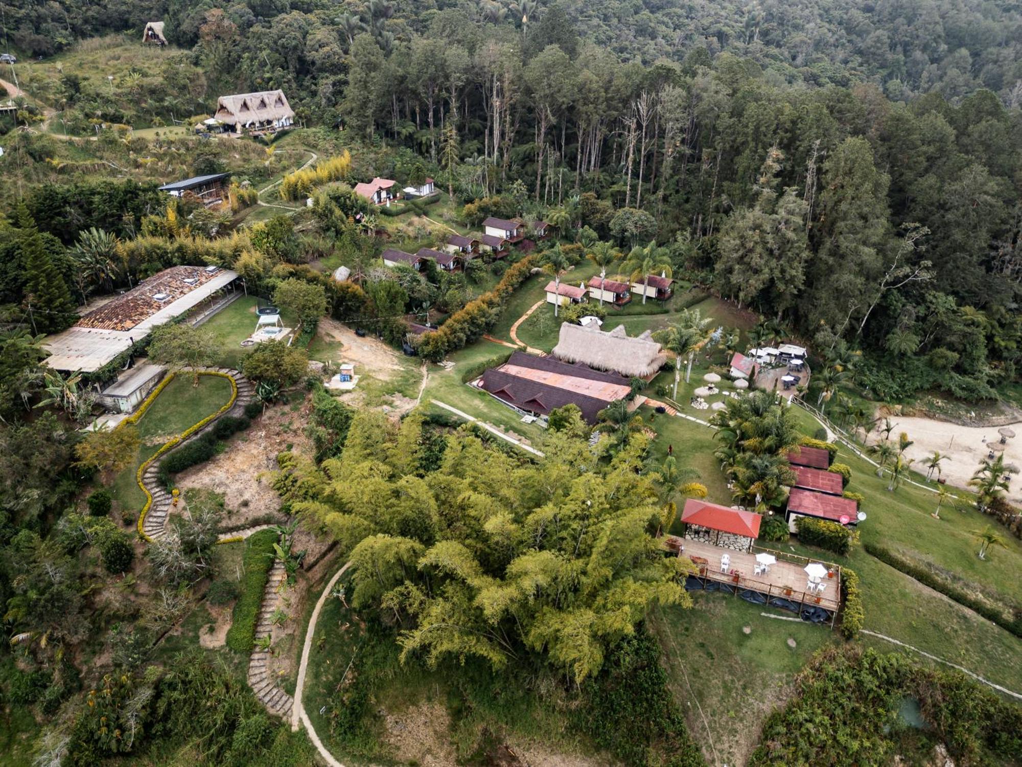 Hotel Pietrasanta Guatapé Eksteriør bilde