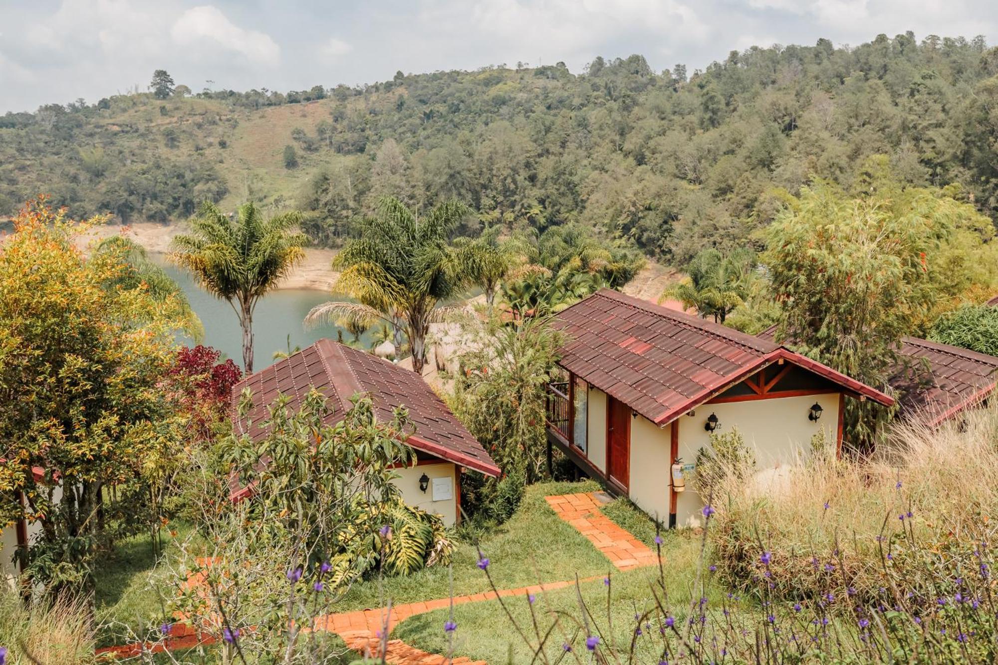 Hotel Pietrasanta Guatapé Eksteriør bilde